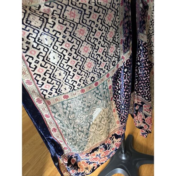 ANTHROPOLOGIE Frida Akemi + Kin Burnout silk Velvet Kimono tunic O/S Multi clr - Picture 4 of 16